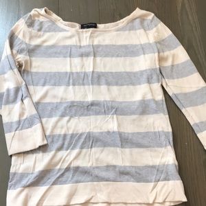 Banana Republic Grey and white striped 3/4 sleeves